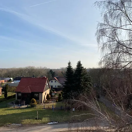 Nelia Leipzig - Better Beds, Better Days * Schkopau