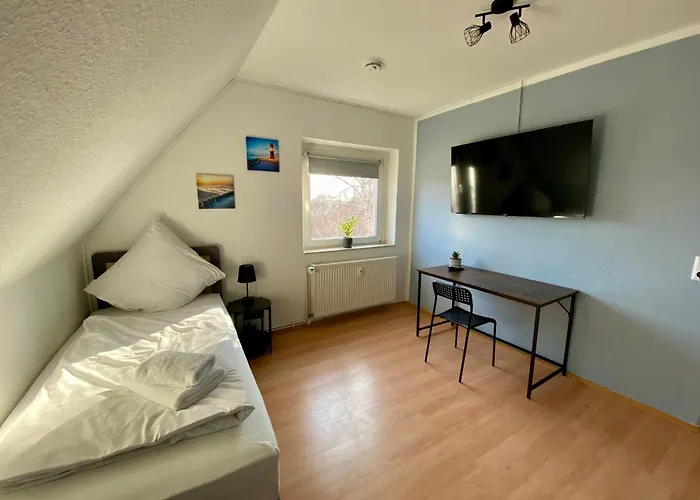 Nelia Leipzig - Better Beds, Better Days * Schkopau